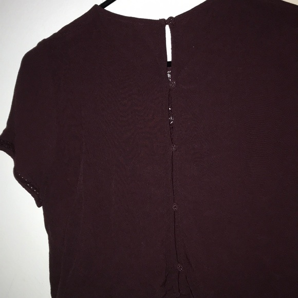 SUPER CUTE maroon crop top! - Picture 3 of 3